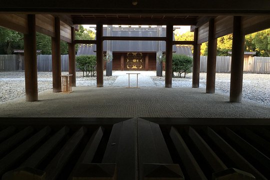 Private Full Day Nagoya Tour — photograph 2