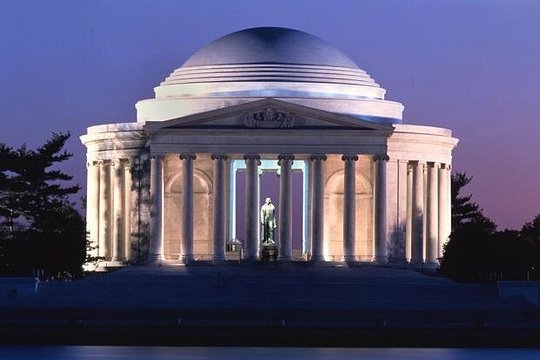 DC Monuments by Night: Open-Top Bus Tour of Illuminated Landmarks — Foto 3