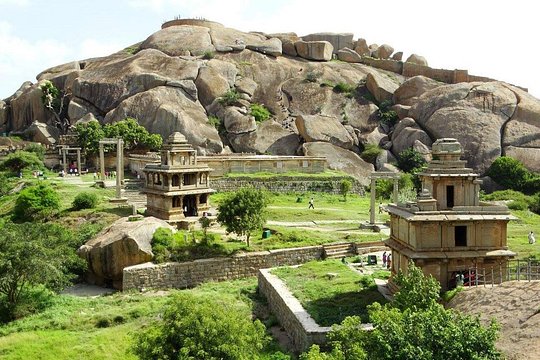 Day Excursion To Chitradurga Fort From Bangalore With Lunch — photograph 2