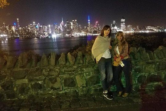 Private Night in New York — photograph 3