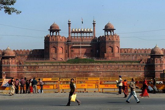 Delhi Full Day Sightseeing Tour — photograph 3
