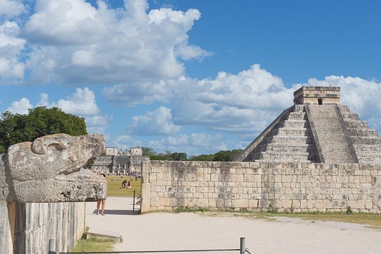 Chichen Itza Day Trip from Riviera Maya — photograph 3