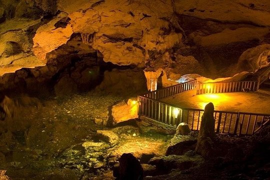 Green Grotto Caves Private Tour — photograph 2