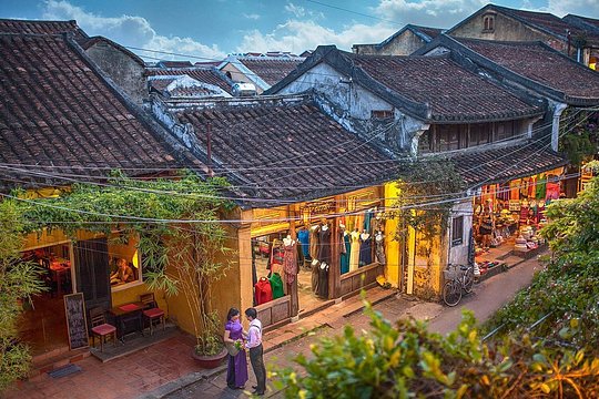 Hoi An – My Son Sanctuary – Tra Que Vegetable Village – Hue – Phong Nha Cave — photograph 3