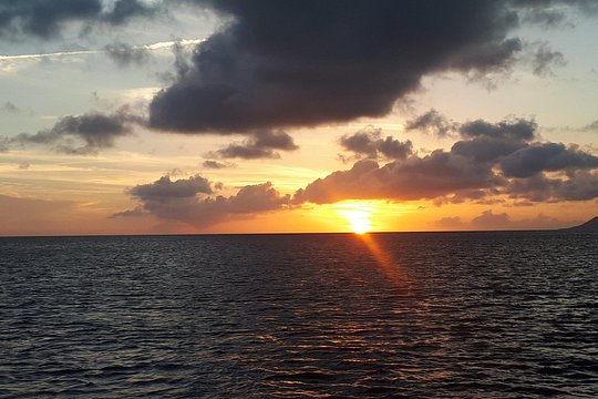 Sunset Cruise with Cocktail and Tapas — photograph 4