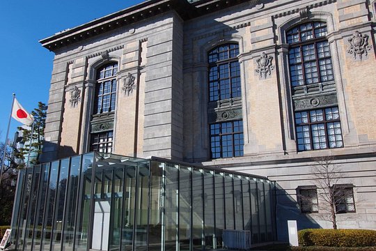 Private Ueno Park Architecture Walking Tour — billede 4