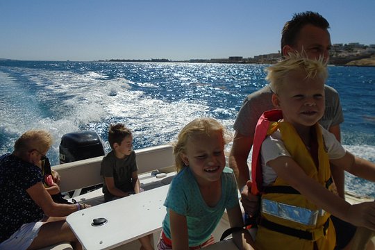 Private Speedboat Trip In Hurghada — photograph 3