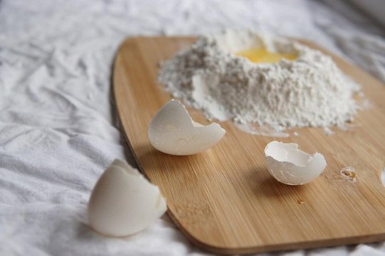 Making Fresh Homemade Pasta — photograph 2