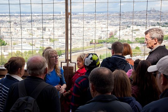 Eiffel Tower Climbing Stairs Experience & Optional Summit Upgrade — 사진 3