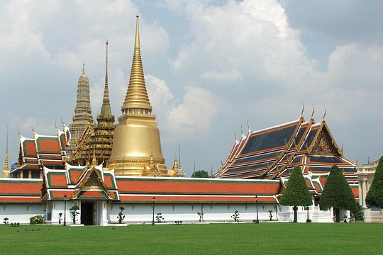 Half Day Royal Grand Palace (join in) — photograph 4