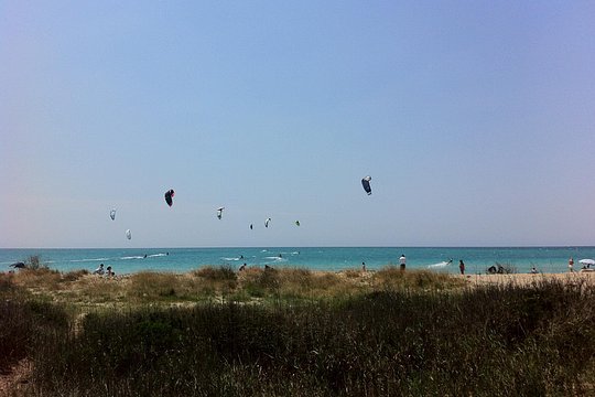 Small-Group Kiteboarding Lesson in Puglia — photograph 2