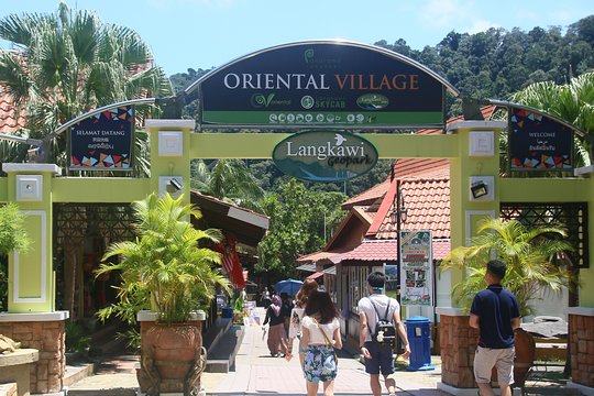 Penang Hill & Temple — photograph 3