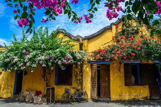 Son Tra Peninsular - Marble Mountain – Hoi An — photograph 3