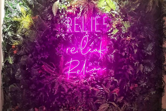 re:leaf spa and massage — photograph 2