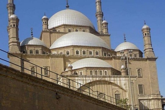 Citadel, Bazaar and Cairo Mosques Tour — foto 2