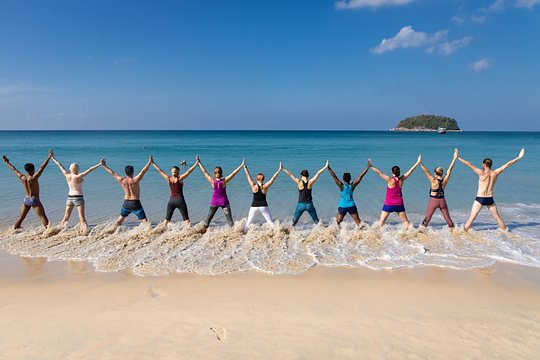 Beach Yoga Class in Phuket — photograph 4