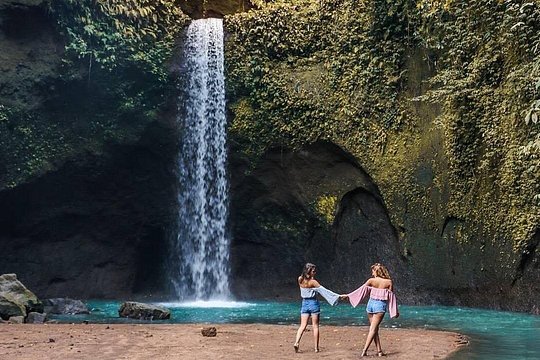 Ubud Waterfall Experience — foto 5