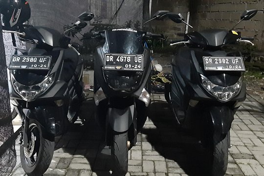 Lombok Scooter Rentals — photograph 2