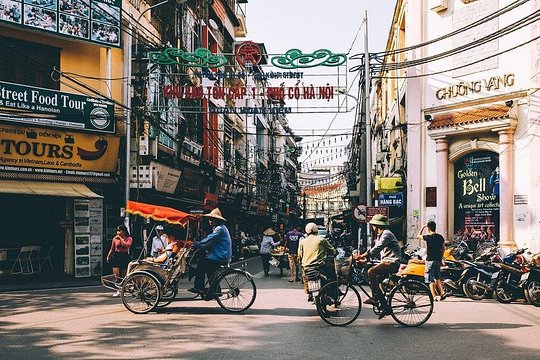 Hanoi Classic — photograph 5