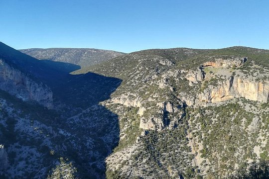 Hiking in Kosmas Arcadia — photograph 2