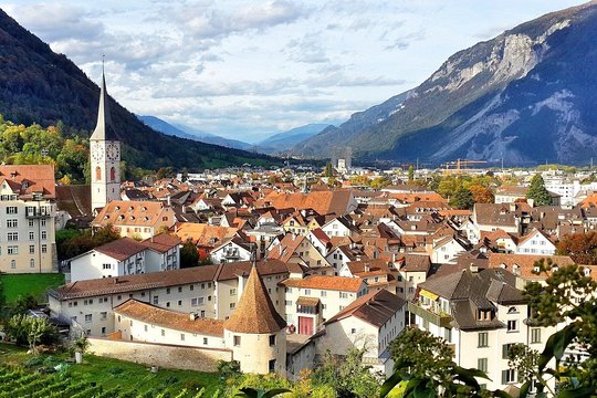 Architectural Chur: Private Tour with a Local Expert — photograph 4