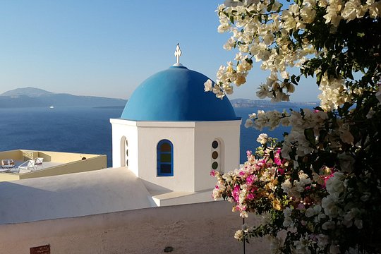 Santorini: 4hr Small Group Shore Excursion with Minimum Walking — photograph 3