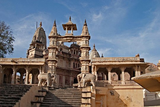 Private 6 Hours: Jaipur Temples Tour — photograph 3