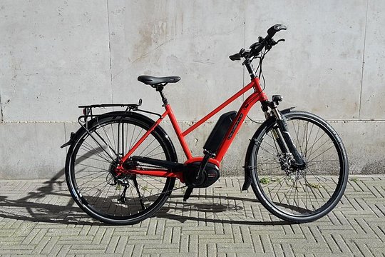 Bike rental — photograph 2