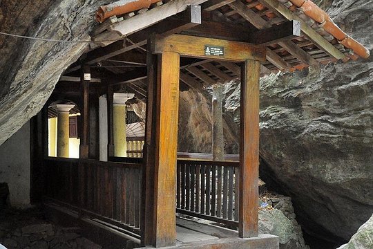 Private Full-Day Tour to 3 Temples from Colombo or Negombo — photograph 3