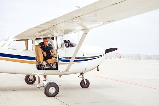 Private Sightseeing Flight Over Hamburg — billede 3