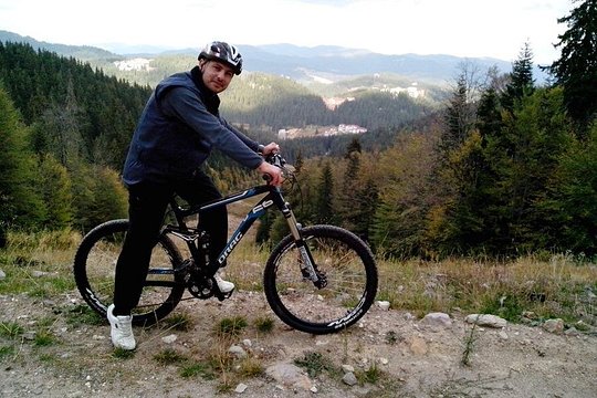 Private Mountain Biking Experience in the Balkan Range — photograph 3