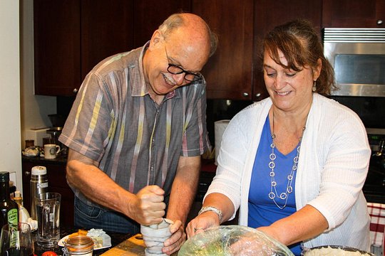 PRIVATE Online Chicago-Style Deep Dish Pizza Class with Nancy — photograph 5