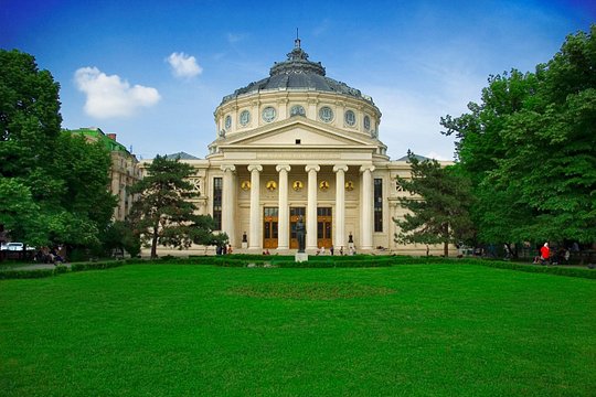 Bucharest City Break — photograph 4