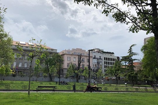 Belgrade City Walk, Gathering and Sightseeing — photograph 2