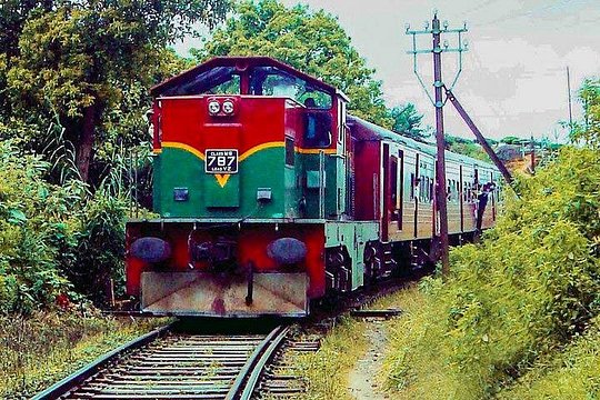 Colombo to Badulla train ride on (Train No: 1015 "Udarata Menike") — photograph 3