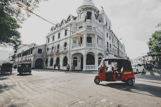 Kandy City Walk with a Local — foto 2