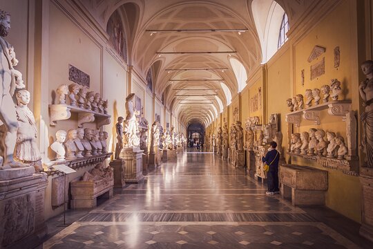 Private Vatican Tour: Museums, Sistine Chapel, & St. Peter's — photograph 3