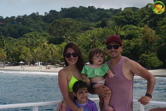 Catamaran Tour Manuel Antonio — photograph 5