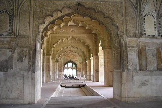 Explore Red Fort With Entrance & Private Guide — Foto 4