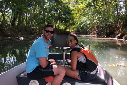 Mangrove Boat — photograph 5