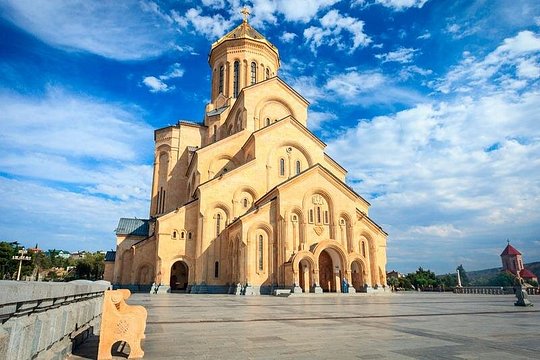 3 day Tour package in Georgia (Tbilisi-Mtskheta, Kazbegi, Gori-Uplistsikhe) — billede 3
