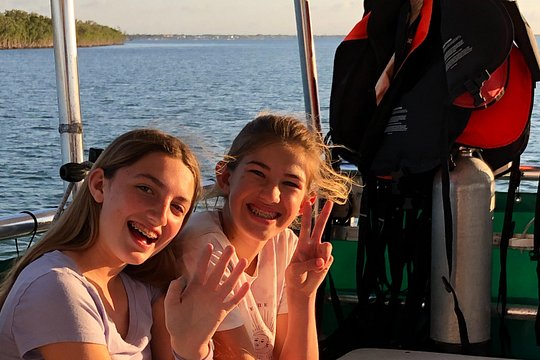 1.5 Hour Bay Side Key Largo Sunset Cruise on a Spacious Catamaran — billede 5
