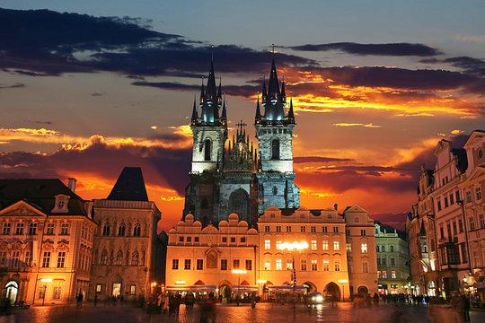 Evening View Walk in Prague — 사진 2