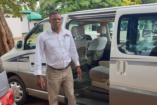 Victoria Falls Airport Transfer — photograph 4