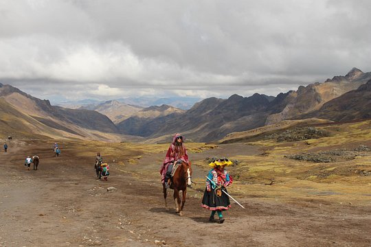 Rainbow Mountain - Vinicunca Full Day — photograph 2