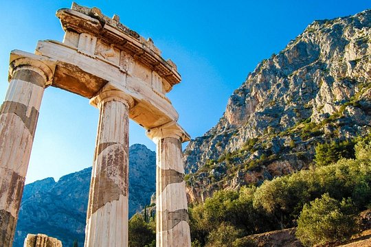 Delphi Private Day Tour from Athens — photograph 4