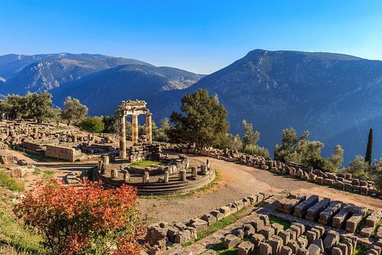 Delphi Private Day Tour from Athens — photograph 3