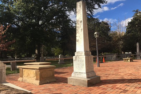 Dark History Conspiracy Tour — photograph 2