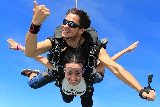 First Jump Tandem Skydive Pattaya Include Pickup Transfer — photograph 4
