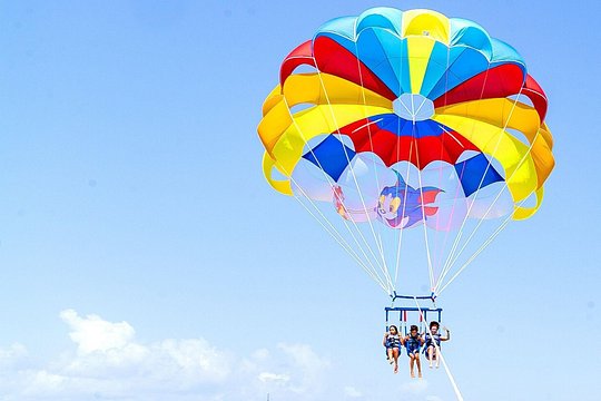 Parasailing in Bavaro — photograph 2